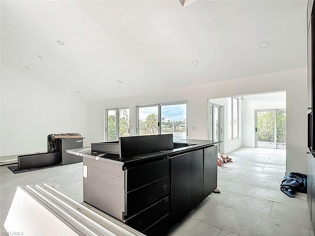 497 Lake Murex Cir, Sanibel, FL 33957 Photo