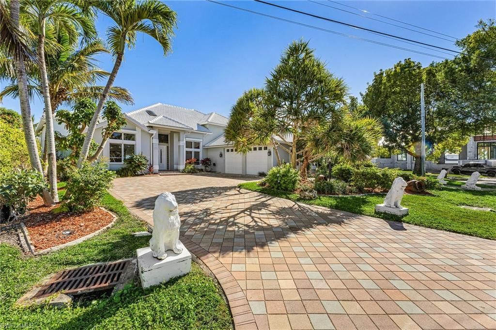 5345 Nautilus Dr, Cape Coral, FL 33904 Photo