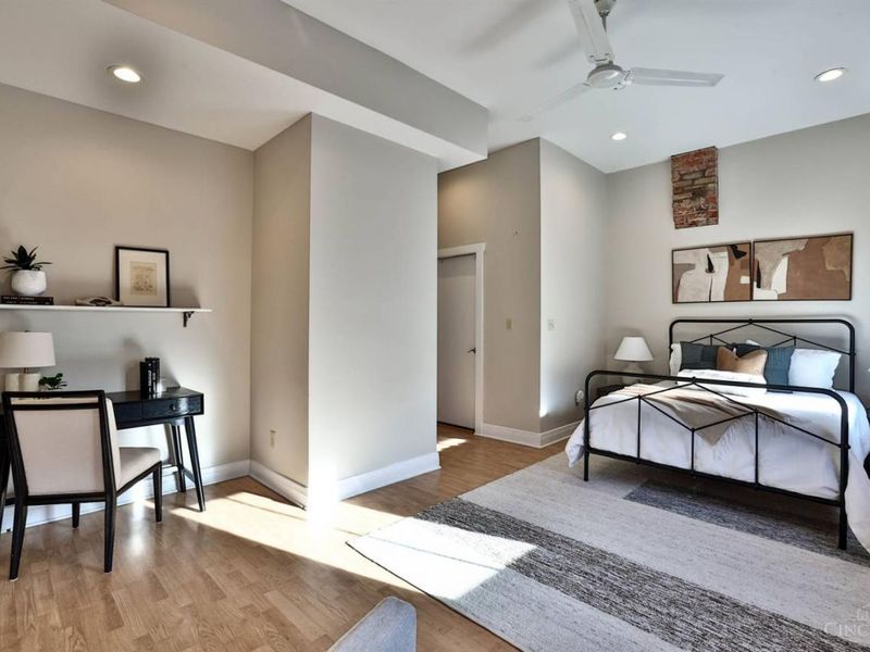 112 E Thirteenth Street, Unit 4, Cincinnati, OH 45202 Photo 13