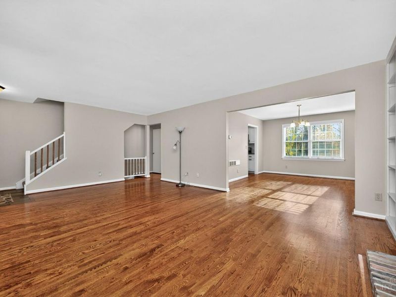 33 Creekwood Square, Glendale, OH 45246 Photo 10