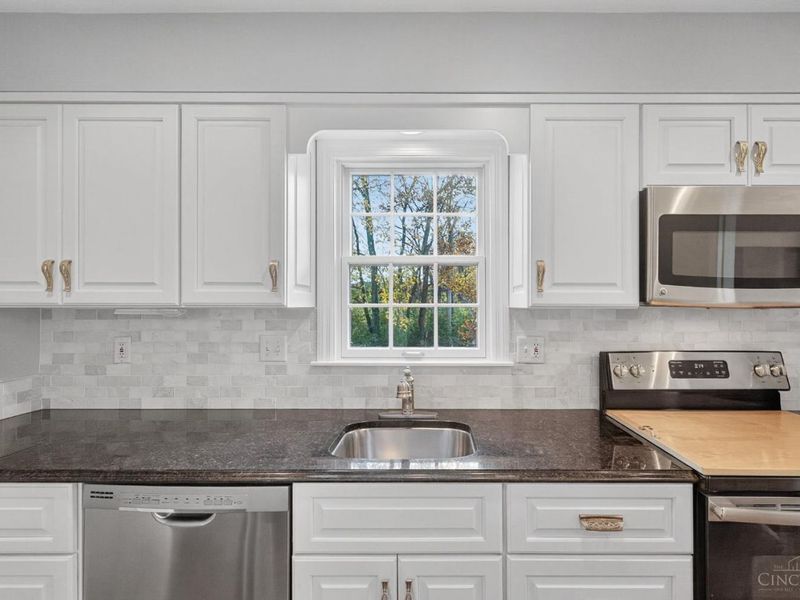 33 Creekwood Square, Glendale, OH 45246 Photo 20