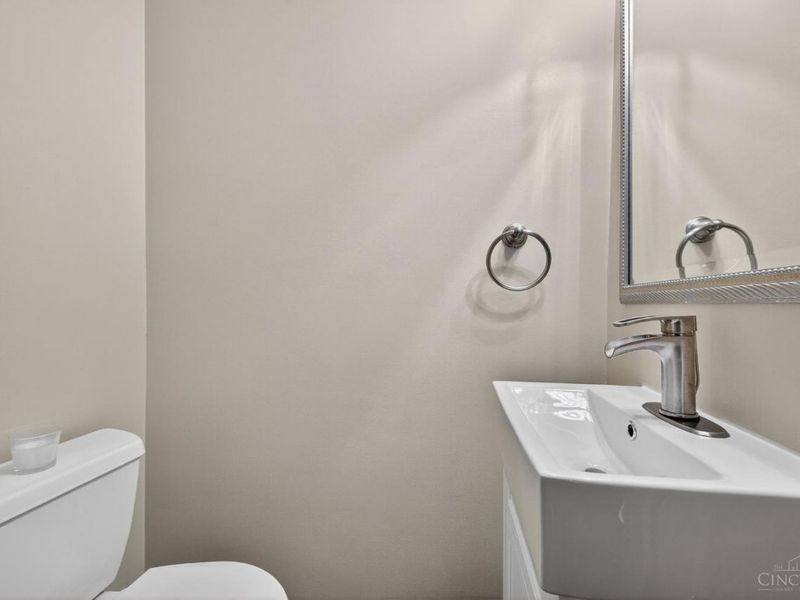 33 Creekwood Square, Glendale, OH 45246 Photo 24