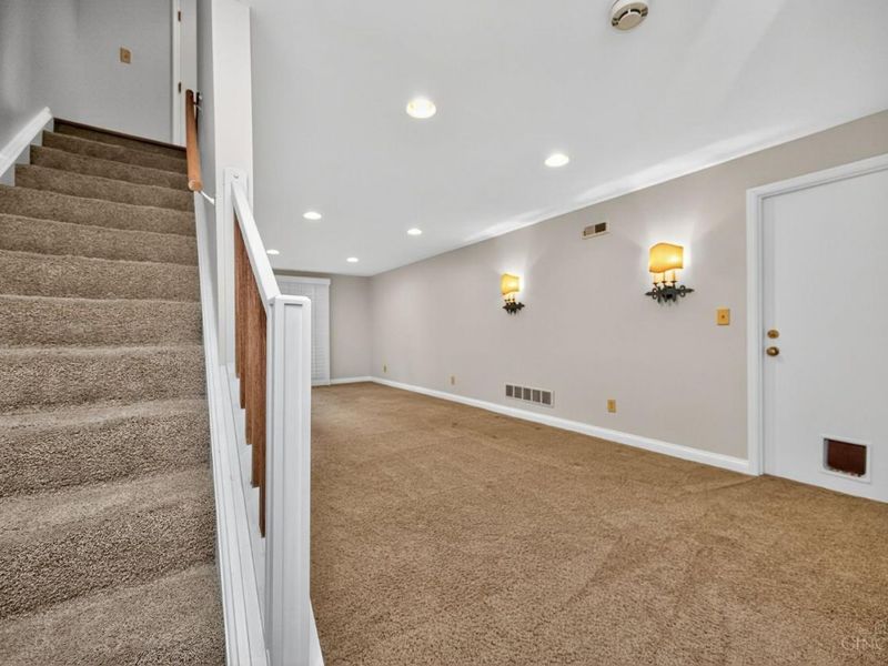 33 Creekwood Square, Glendale, OH 45246 Photo 38