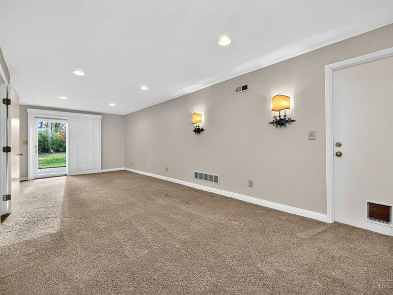 33 Creekwood Square, Glendale, OH 45246 Photo 39