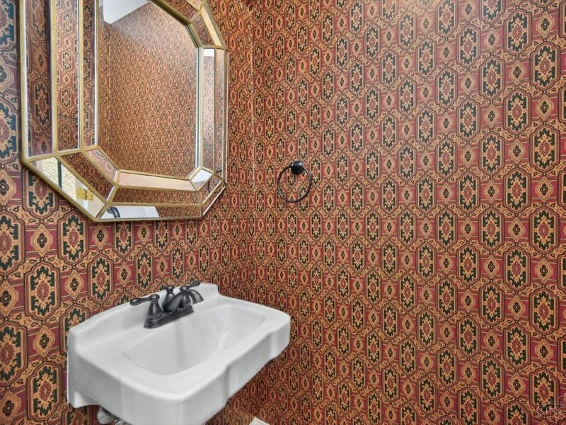 33 Creekwood Square, Glendale, OH 45246 Photo 42