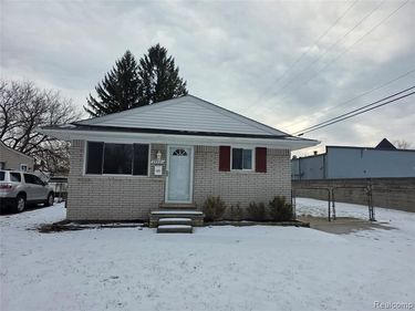 29221 Barrington Street, Inkster, MI 48141