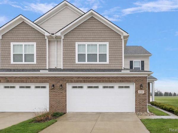 8743 Grove Street, Washington Twp, MI 48094