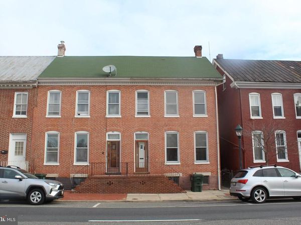 136 E WASHINGTON STREET, HAGERSTOWN, MD 21740