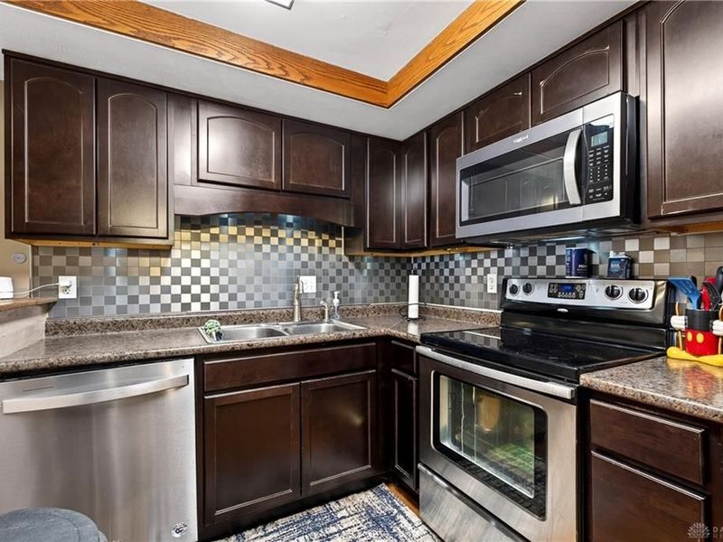 5422 Pitcairn Road, Dayton, OH 45424 Photo 17