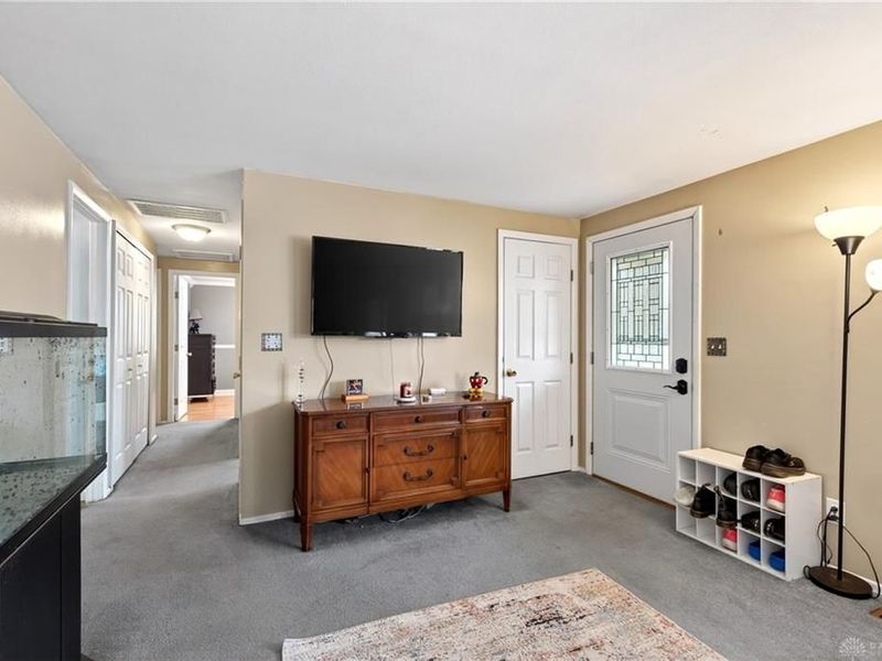 5422 Pitcairn Road, Dayton, OH 45424 Photo 8