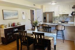 904 Beresford Court photo 4