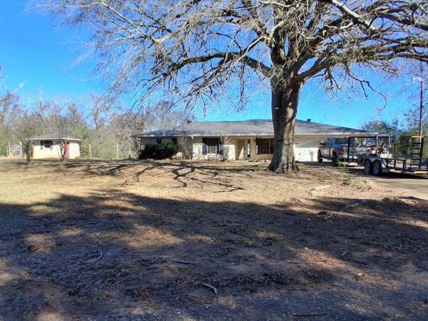 720 CR 3315, Omaha, TX 75571