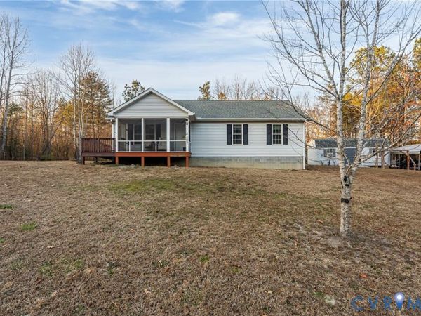 709 Powcan Road, Tappahannock, VA 22560