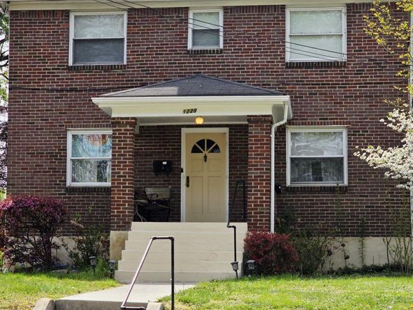 1228 Wasena AVE SW, Roanoke, VA 24015