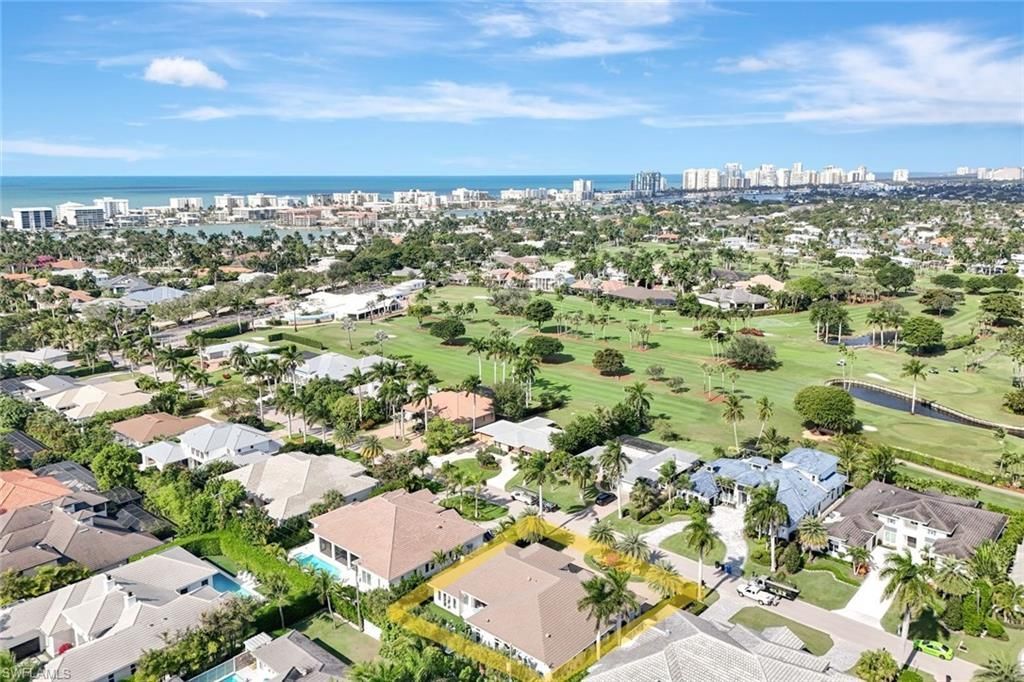 680 Wedge Dr, Naples, FL 34103 Photo