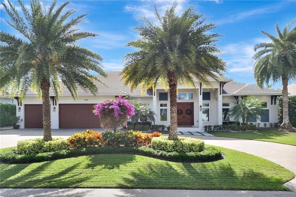680 Wedge Dr, Naples, FL 34103 Photo