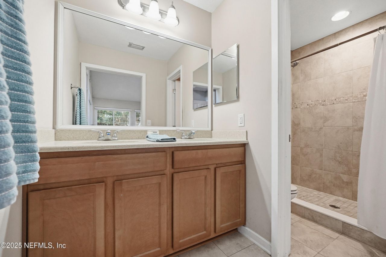 12202 Spiney Ridge Drive S, Jacksonville, FL 32225 Photo