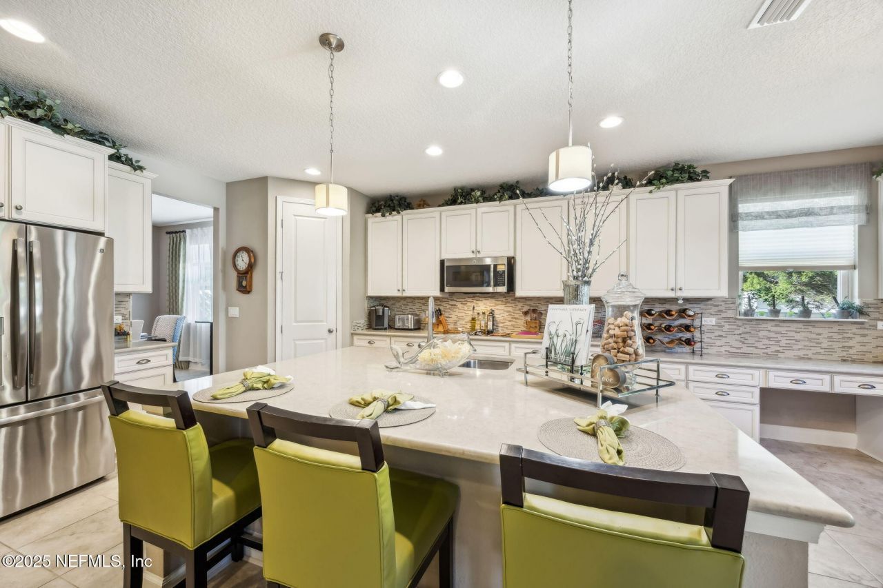 7787 Hilsdale Road, Jacksonville, FL 32216 Photo