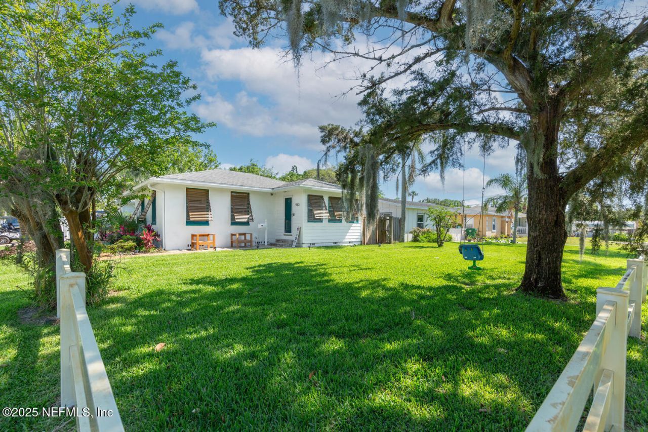 933 7th Avenue N, Jacksonville Beach, FL 32250 Main Photo