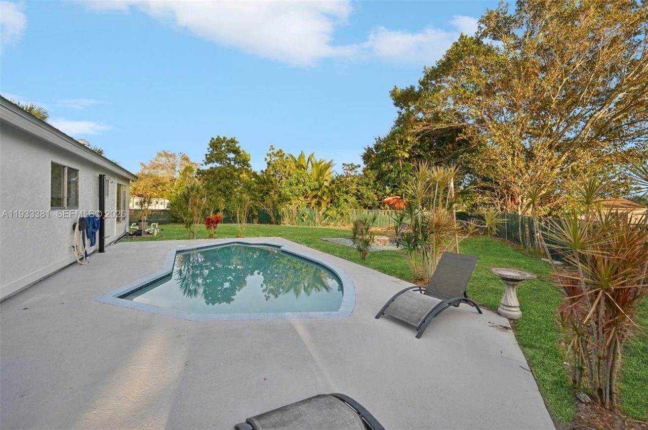 337 SW Cherryhill Road, Port Saint Lucie, FL 34953 Photo