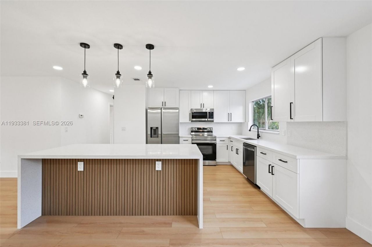 337 SW Cherryhill Road, Port Saint Lucie, FL 34953 Photo