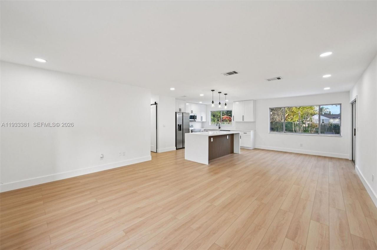 337 SW Cherryhill Road, Port Saint Lucie, FL 34953 Photo