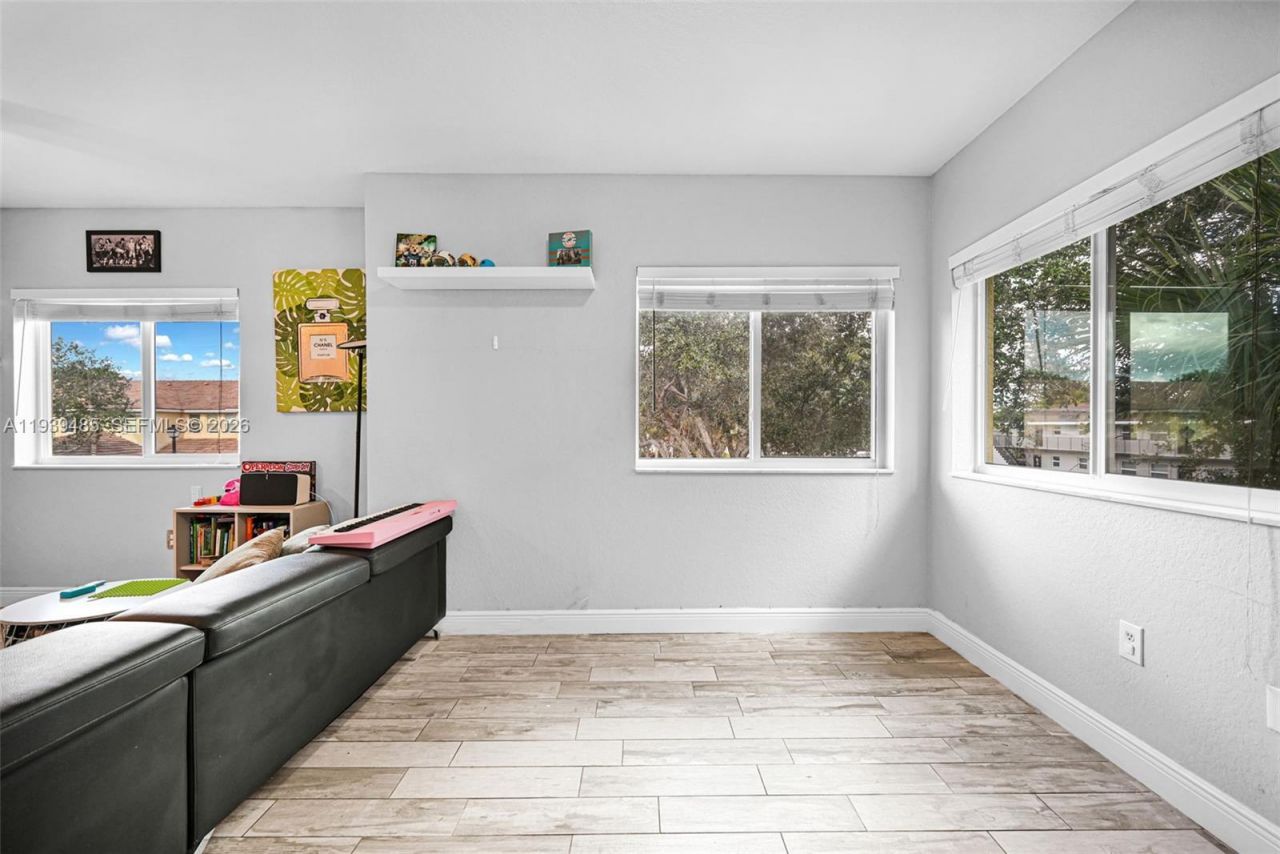 3340 Palomino Dr, Unit 222-2, Davie, FL 33024 Photo