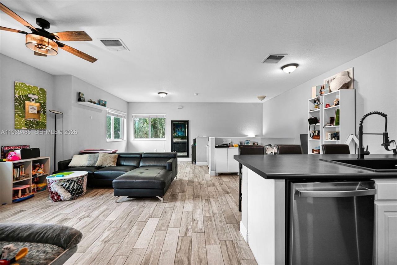 3340 Palomino Dr, Unit 222-2, Davie, FL 33024 Photo