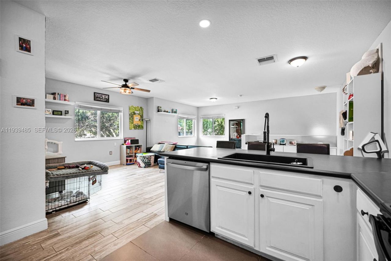 3340 Palomino Dr, Unit 222-2, Davie, FL 33024 Photo