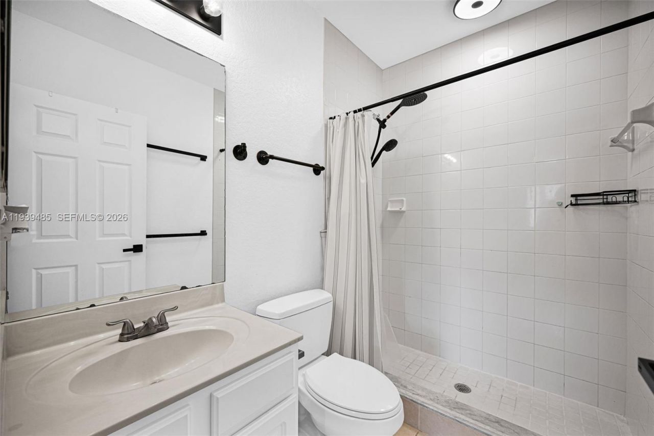 3340 Palomino Dr, Unit 222-2, Davie, FL 33024 Photo