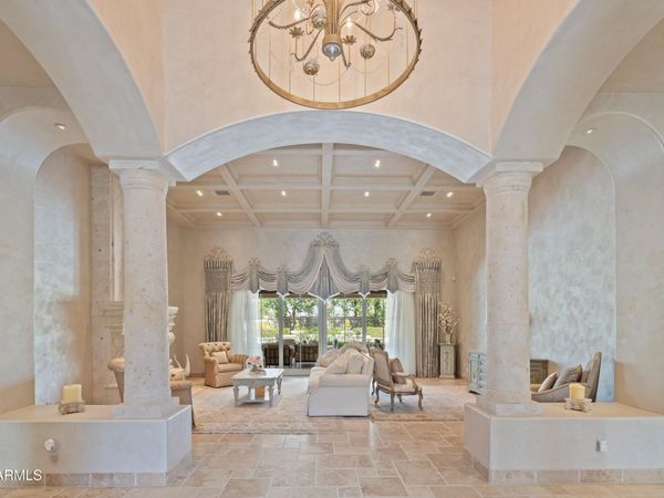 6322 E TURQUOISE Avenue, Paradise Valley, AZ 85253