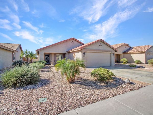 23139 W ANTELOPE Trail, Buckeye, AZ 85326