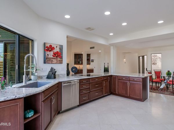 7955 E Chaparral Road, Unit 62, Scottsdale, AZ 85250