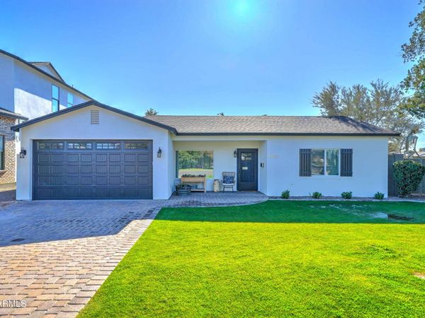 4001 E INDIANOLA Avenue, Phoenix, AZ 85018