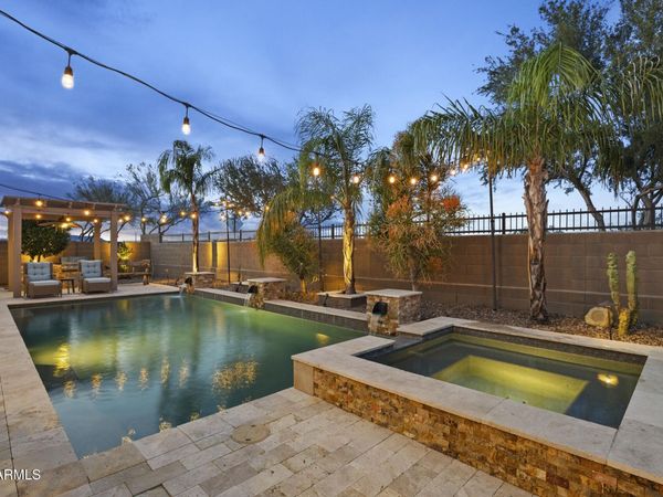 3752 W ABRAMS Drive, New River, AZ 85087