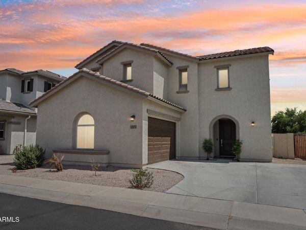 1203 E SPRUCE Drive, Chandler, AZ 85286