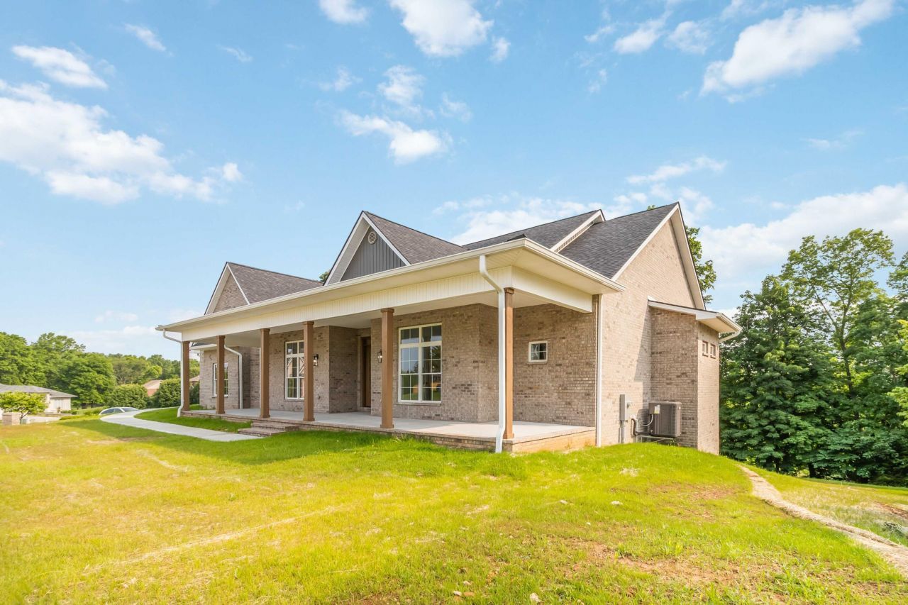 370 Splendor View Drive, Somerset, KY 42503