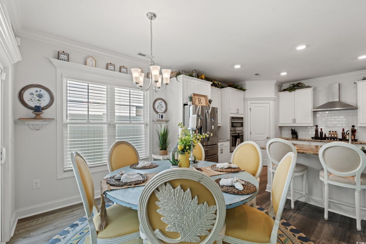 1300 Doubloon Dr. Photo 15