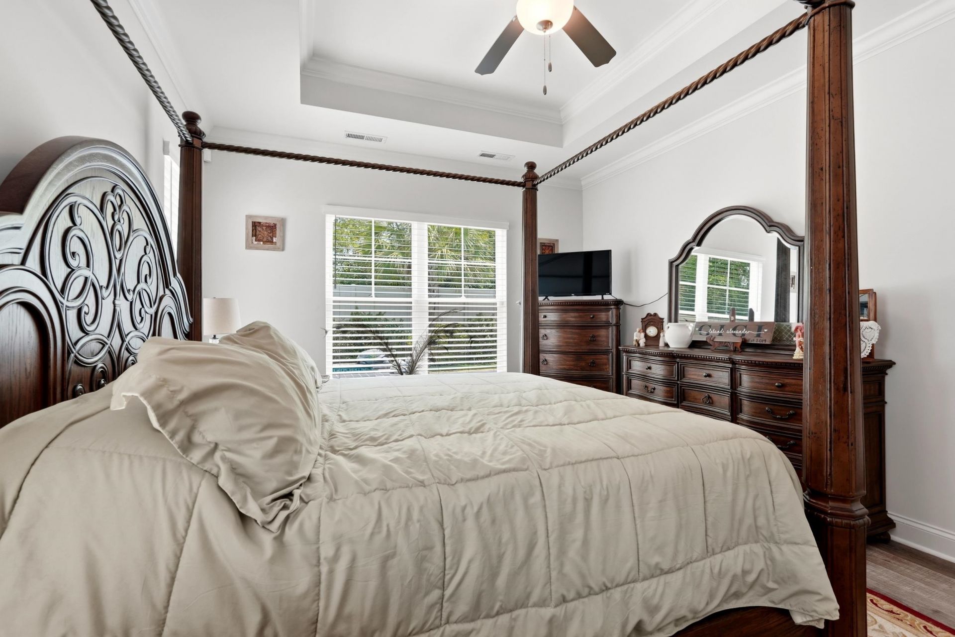 1300 Doubloon Dr. Photo 24