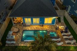 1300 Doubloon Dr. photo 4