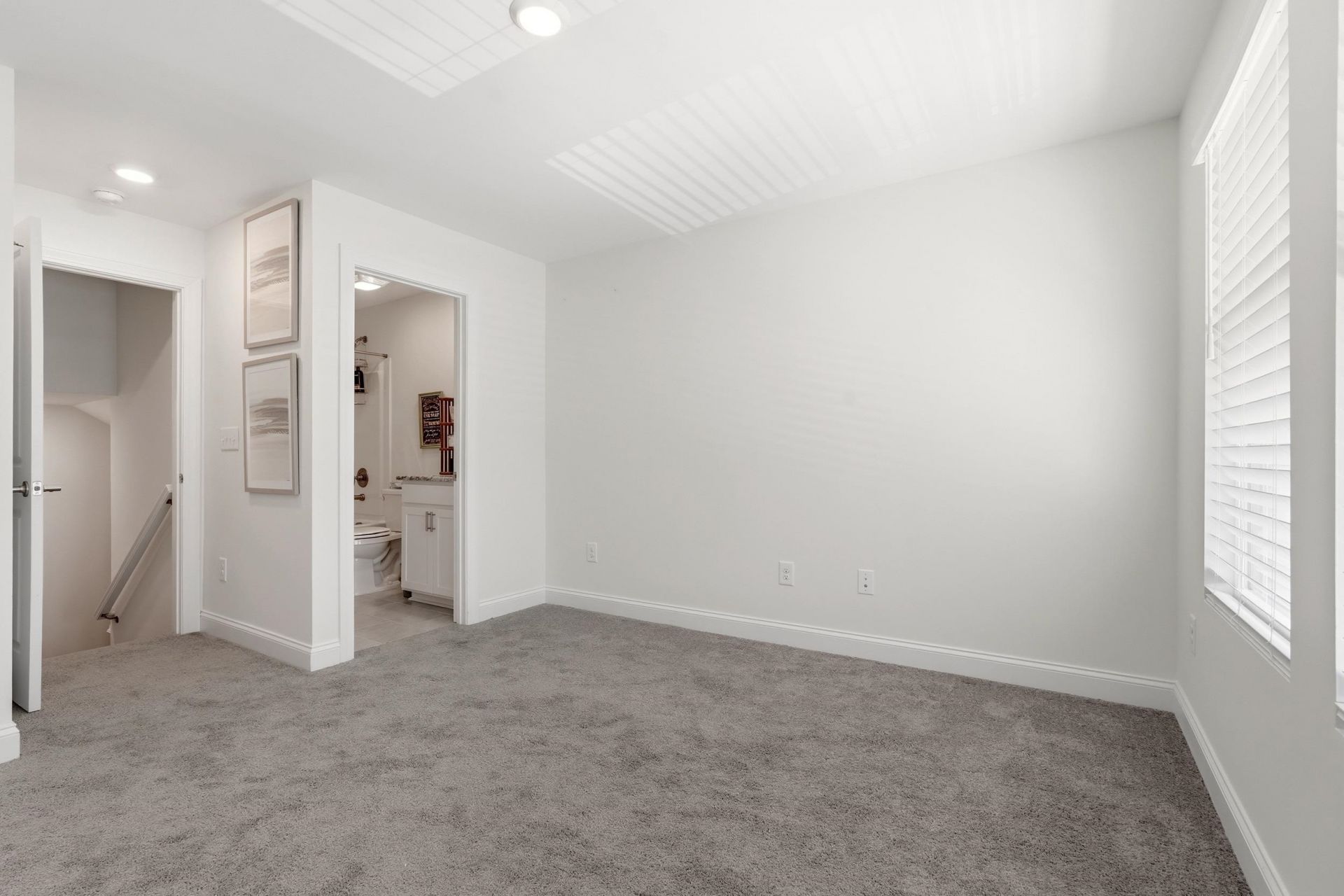 1300 Doubloon Dr. Photo 36