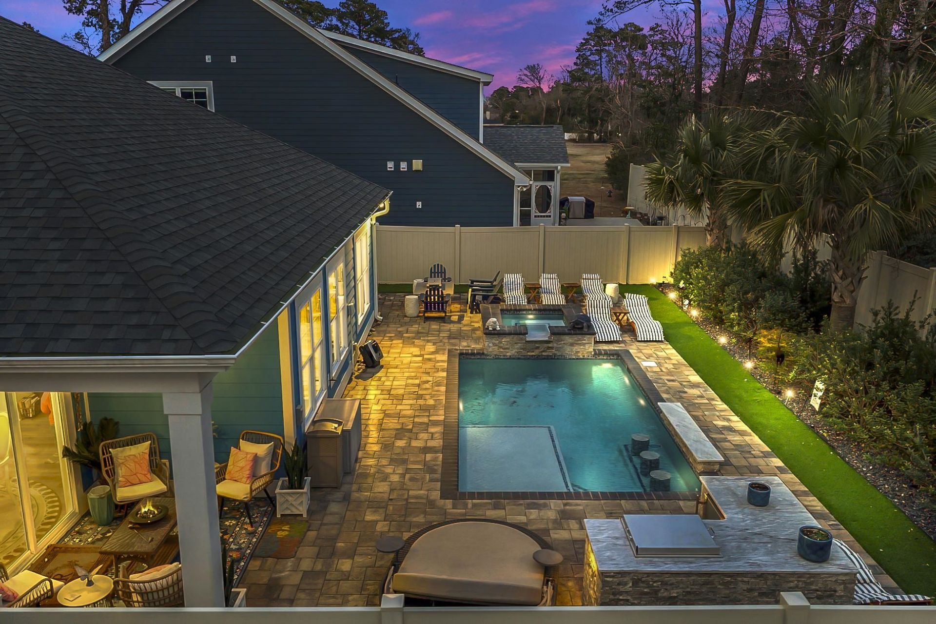 1300 Doubloon Dr. Photo 5