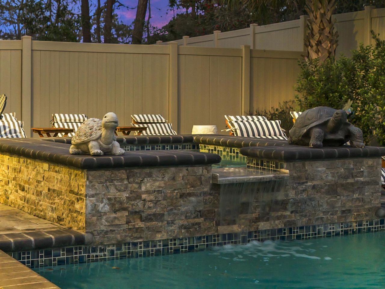 1300 Doubloon Dr. Photo 5