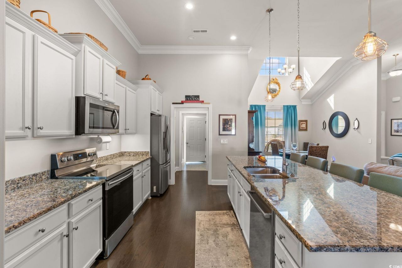 212 Hull St. Photo 11