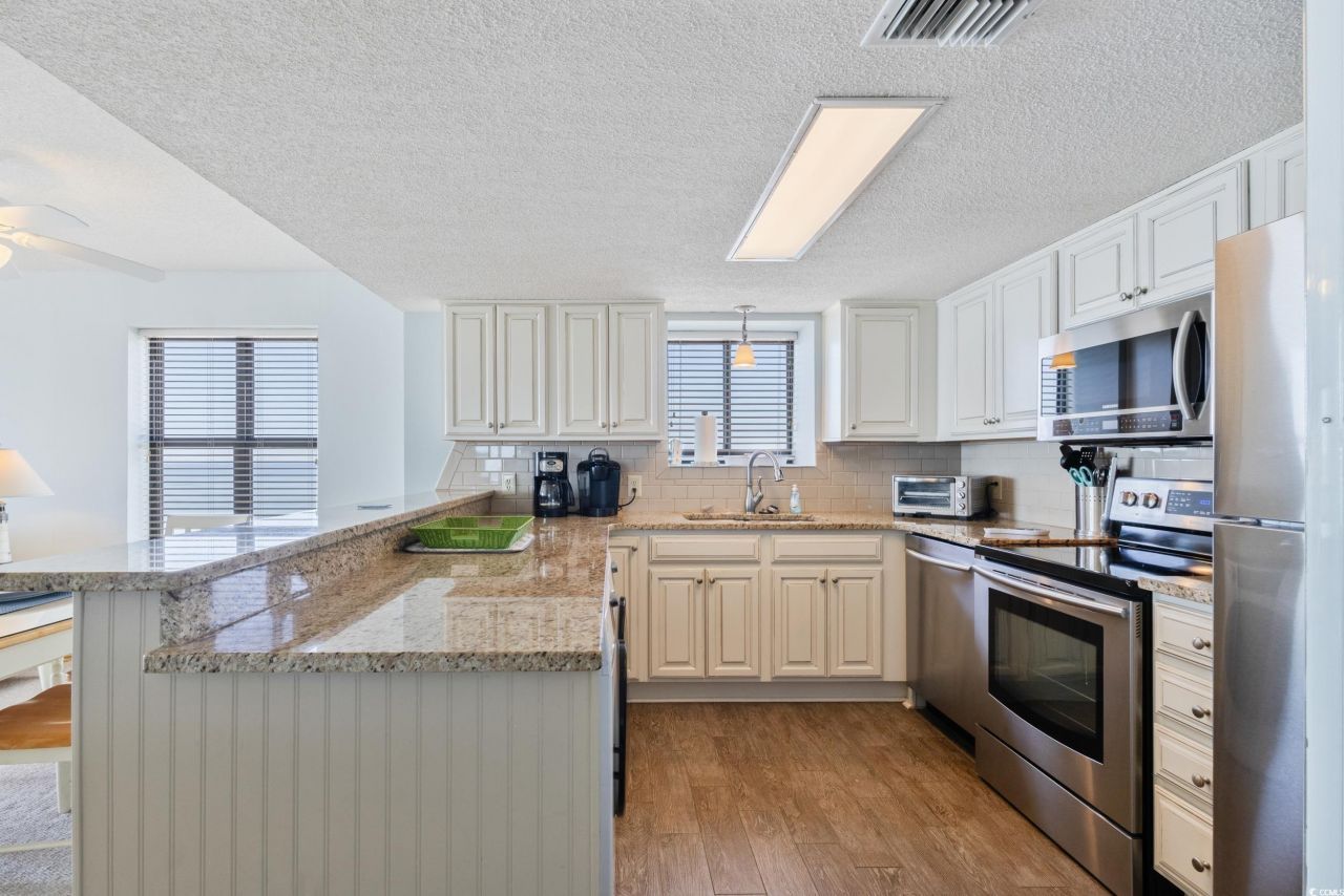 912 N Waccamaw Dr. Photo 10