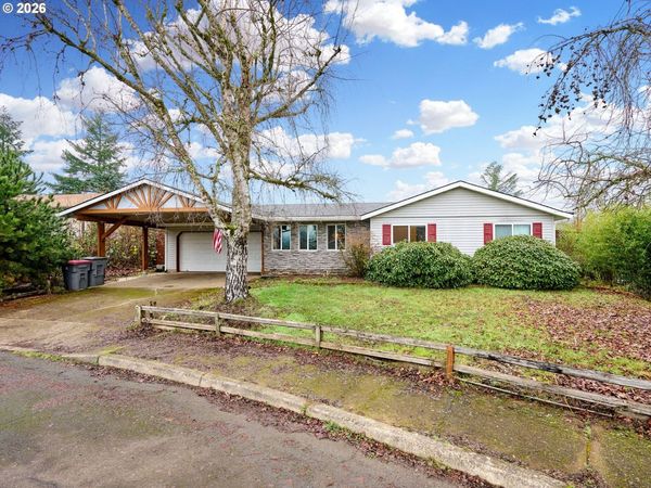 750 NE 5TH ST, Willamina, OR 97396