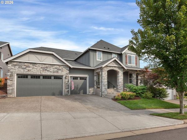 12674 SE MEADEHILL AVE, Happy Valley, OR 97086