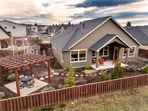 961 NE Hudspeth Circle, Prineville, OR 97754