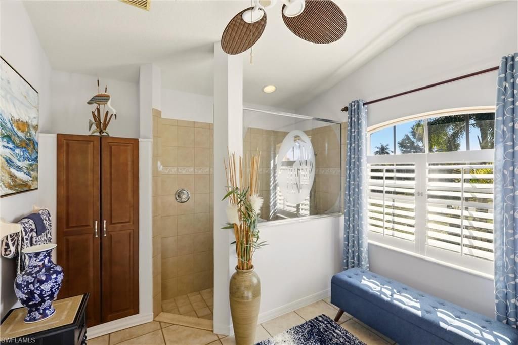1713 NE 2nd St, Cape Coral, FL 33909 Photo