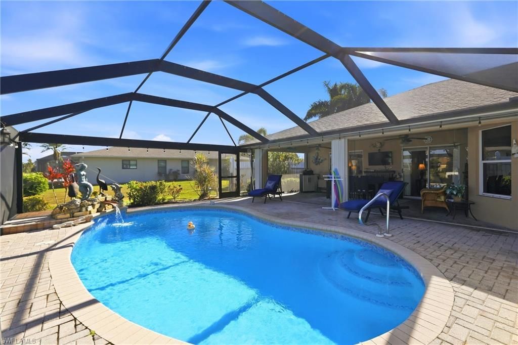 1713 NE 2nd St, Cape Coral, FL 33909 Photo